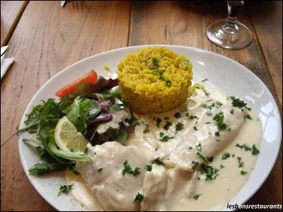 Cette petite entrée sera suivie de filets de soles au beurre blanc. Mais comment enlever les petites arêtes des filets de poisson ?