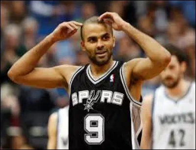 Quel sport pratique le célèbre joueur français "Tony Parker" ?