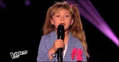 Quelle chanson Gloria a-t-elle interprétée dans l'émission « The Voice Kids » ?