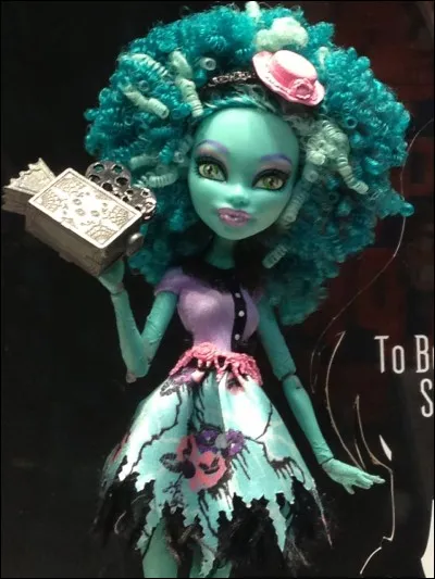 Dans quel film apparaît-elle pour la 1ère fois ?