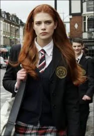 Quel changement de caractère observe-t-on chez Charlotte ?