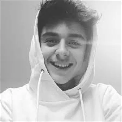 Qu'est-ce que Loup recherche chez une fille ?