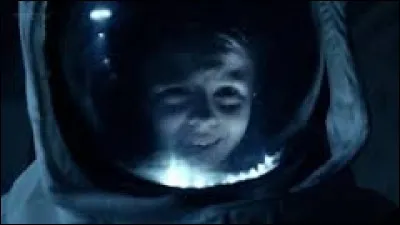 Quelle actrice a joué la petite fille ? (sa deuxième régéneration)