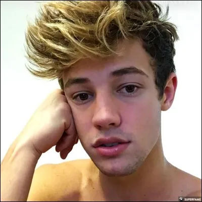 Depuis quand a-t-il son compte YouTube ?